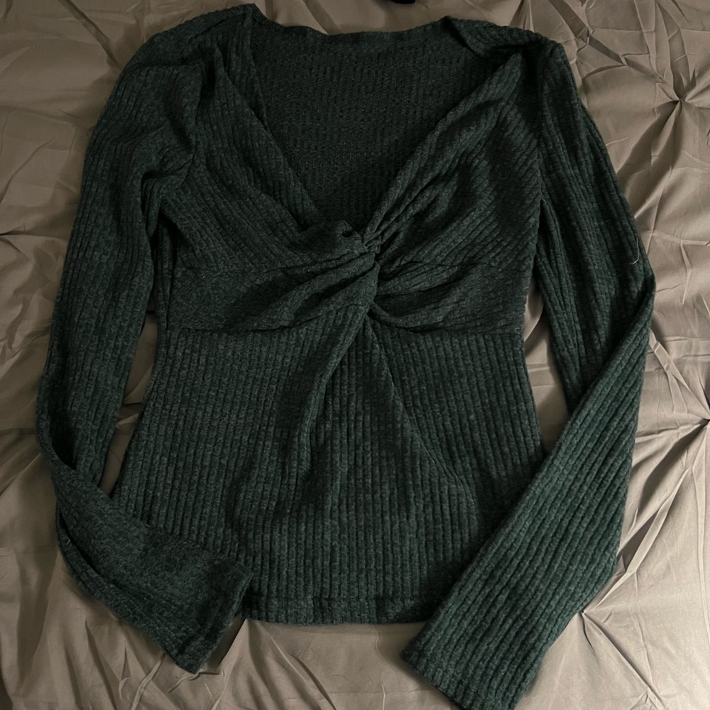Privé Twist Front Ribbed Knit Tee - Picture 3 of 4
